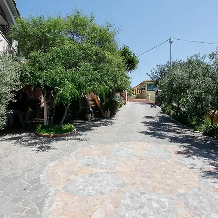 Mirtagru Trilo Mare Сasa de vacaciones Budoni