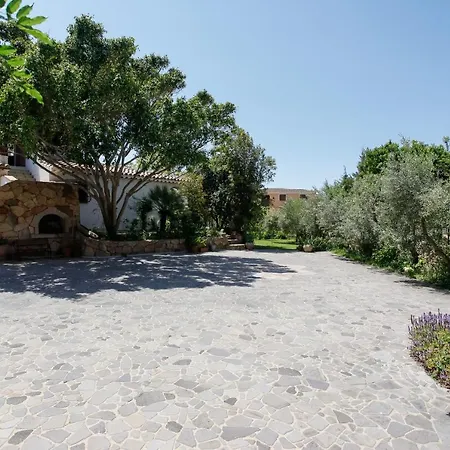 Trilo Mare Holiday home Budoni